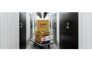 4 Ways Self Storage Helps You Reclaim Living Space
