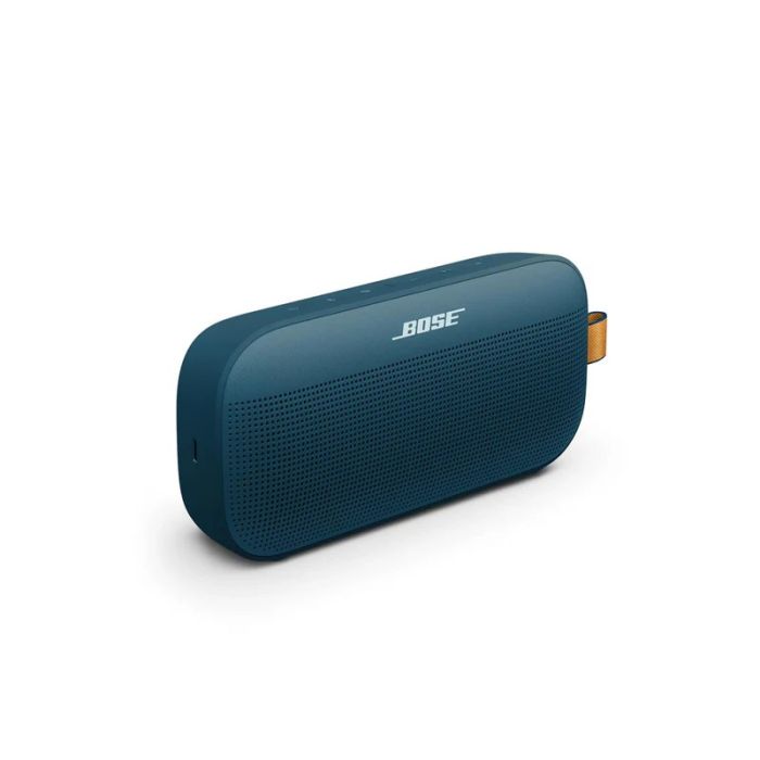 Bose SOUNDLINK COLOR II 青 防滴＋カラフルに進化。ボーズのBluetoothスピーカー「SoundLink Color